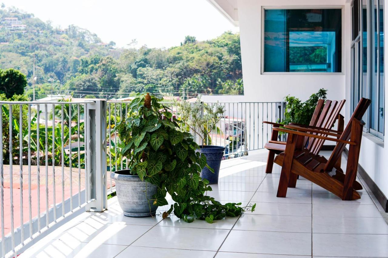 Puerta Del Cielo Quepos Hotel Bagian luar foto